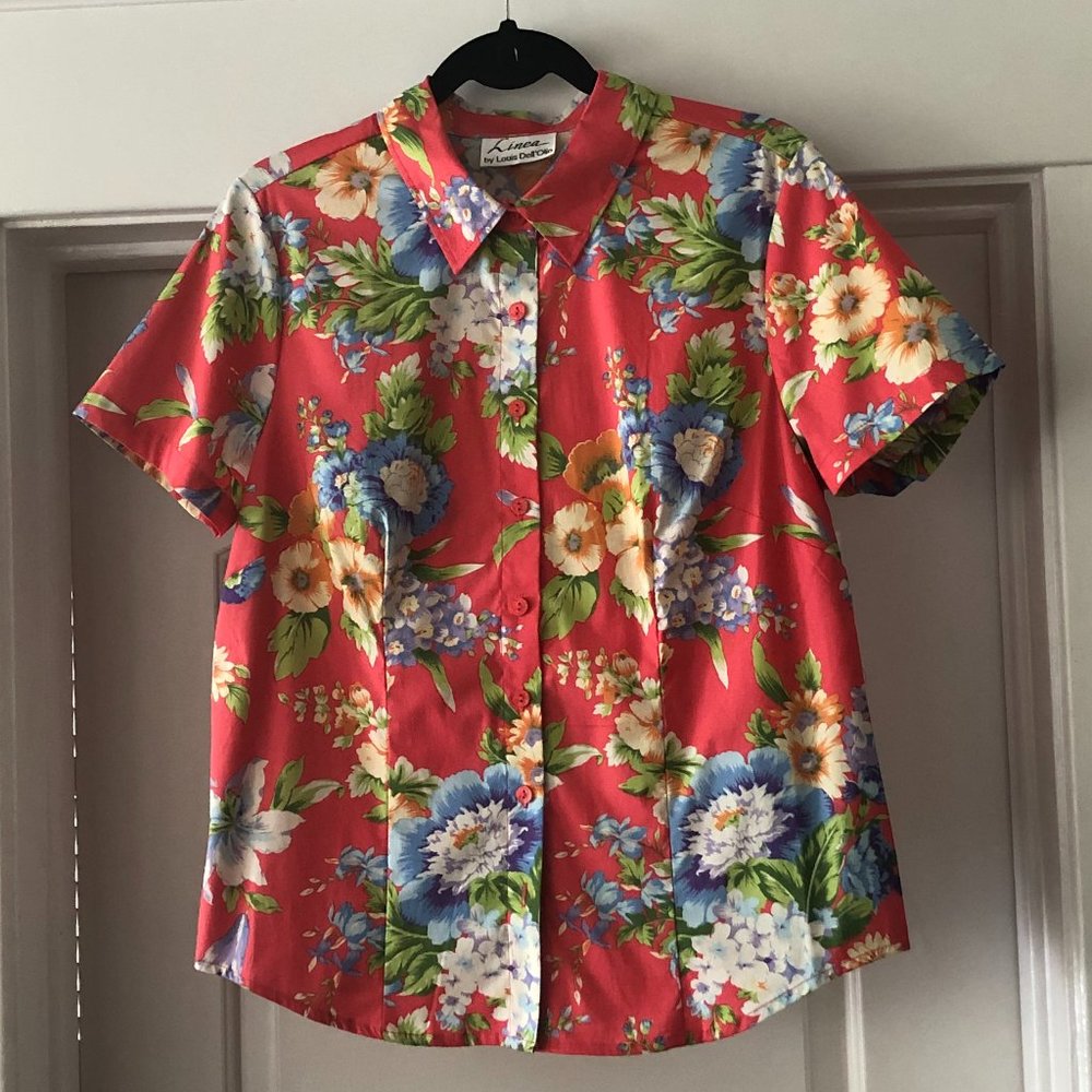 NWOT - Linea by Louis Dell'Olio printed cotton button front top